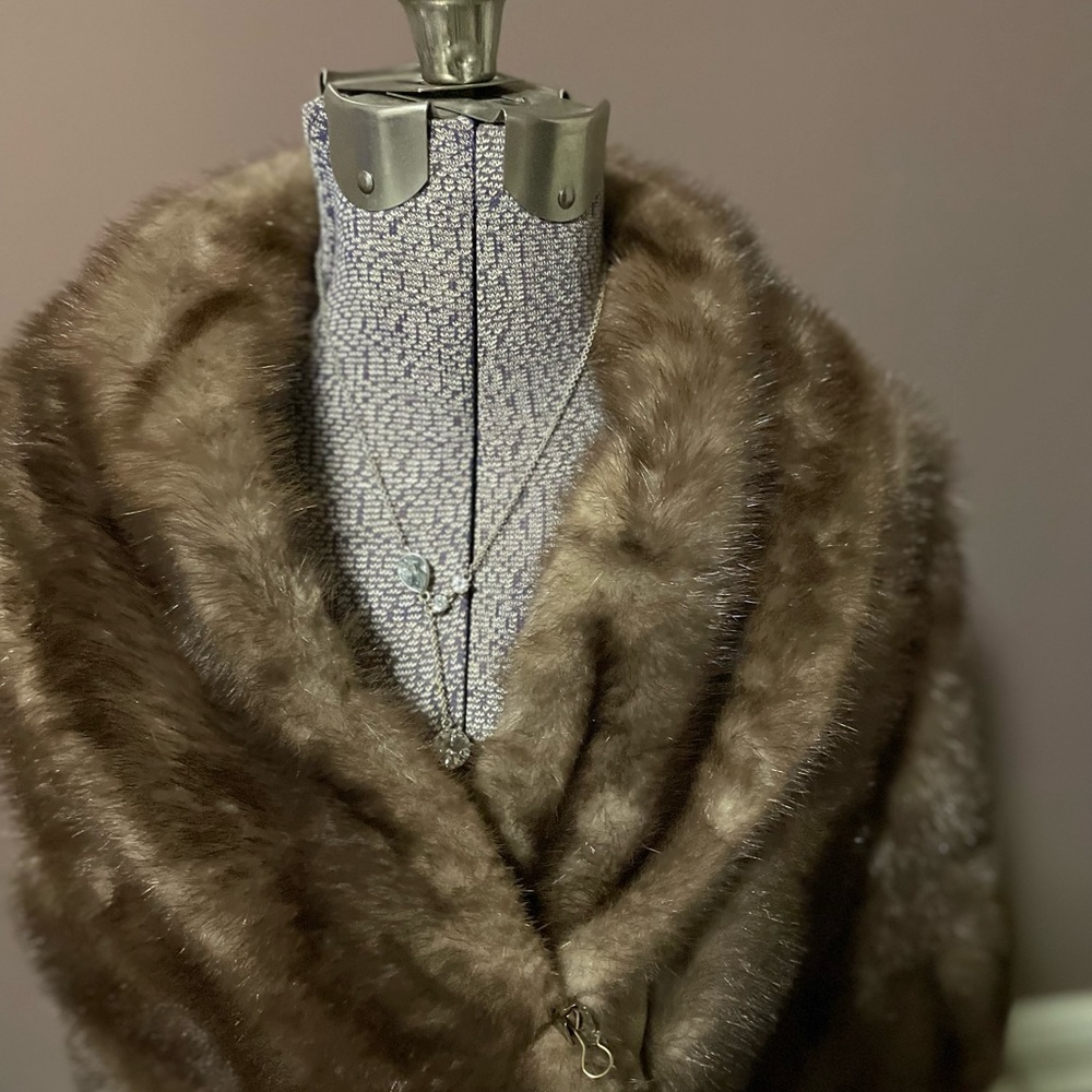 Necklace - Picture 3 of 3